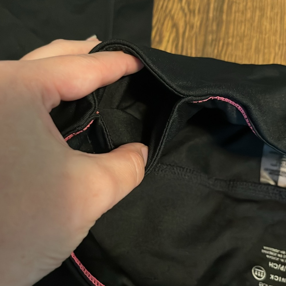 Calvin Klein Performance Cropped Black Leggings 💖 - Picture 4 of 12